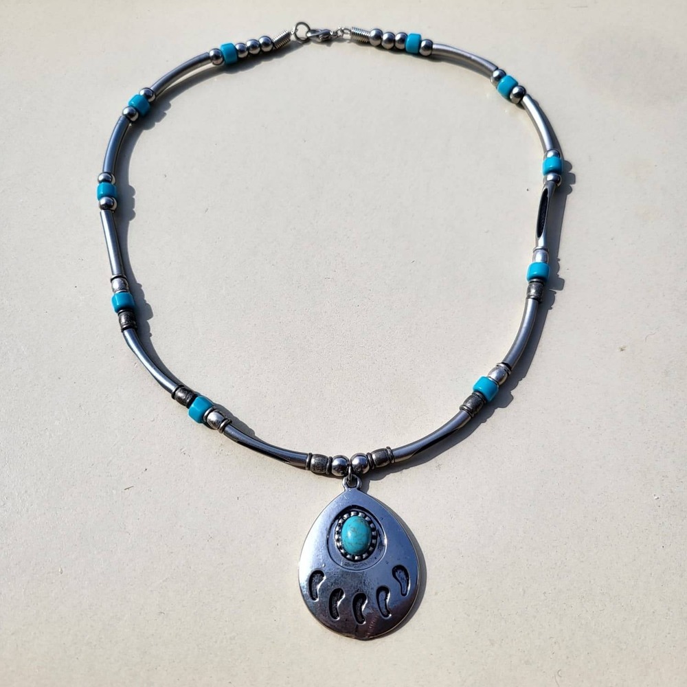 Vintage Silver Tone Metal Bear Paw Pendant Necklace Blue Turquoise Style
